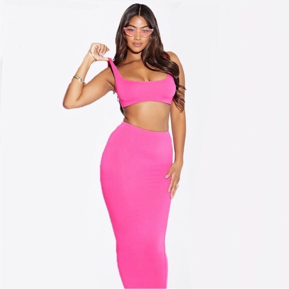 Far from Bae-sic skirt set, raspberry - Picture 3 of 3